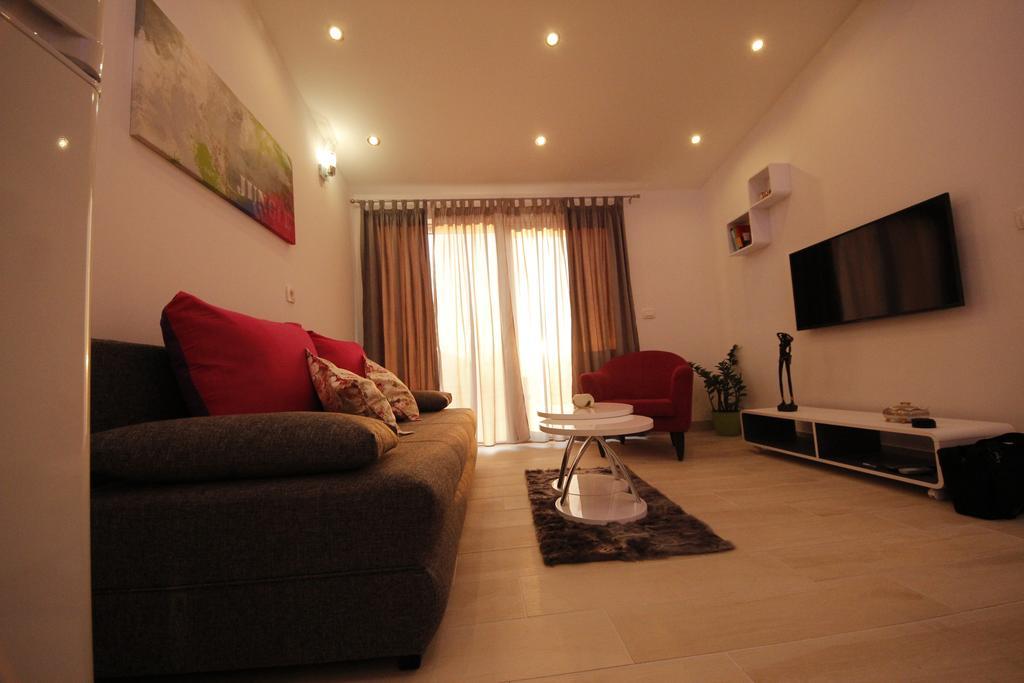 Apartment Golden Dreams بودْسْتغانا المظهر الخارجي الصورة