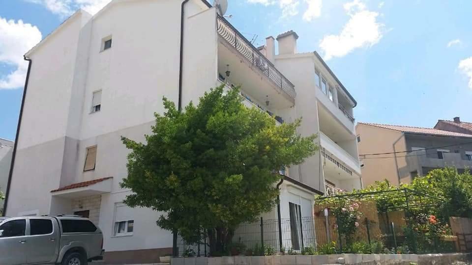 Apartment Golden Dreams بودْسْتغانا المظهر الخارجي الصورة